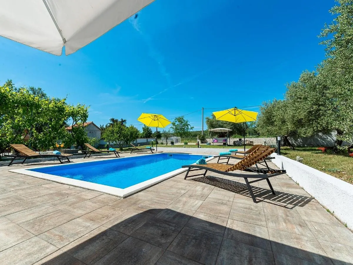 Holiday House Marina With Pool Sukosan Holiday home