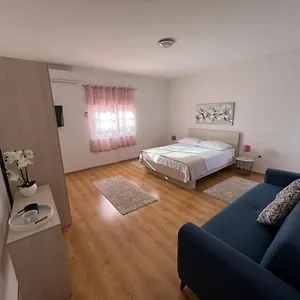 Maison d'hôtes Sobe Lea, Sukošan