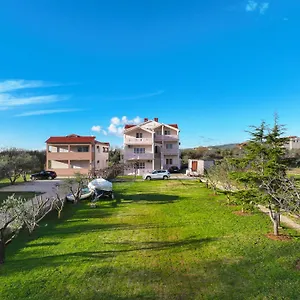 Appartement Beachfront Jermen, Sukošan