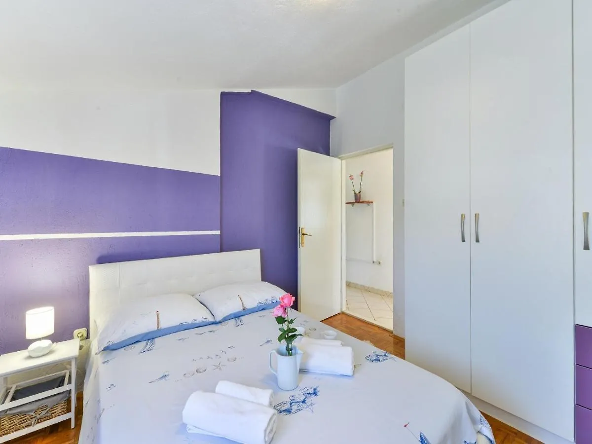 펜션 Holiday House Marina With Pool Sukošan
