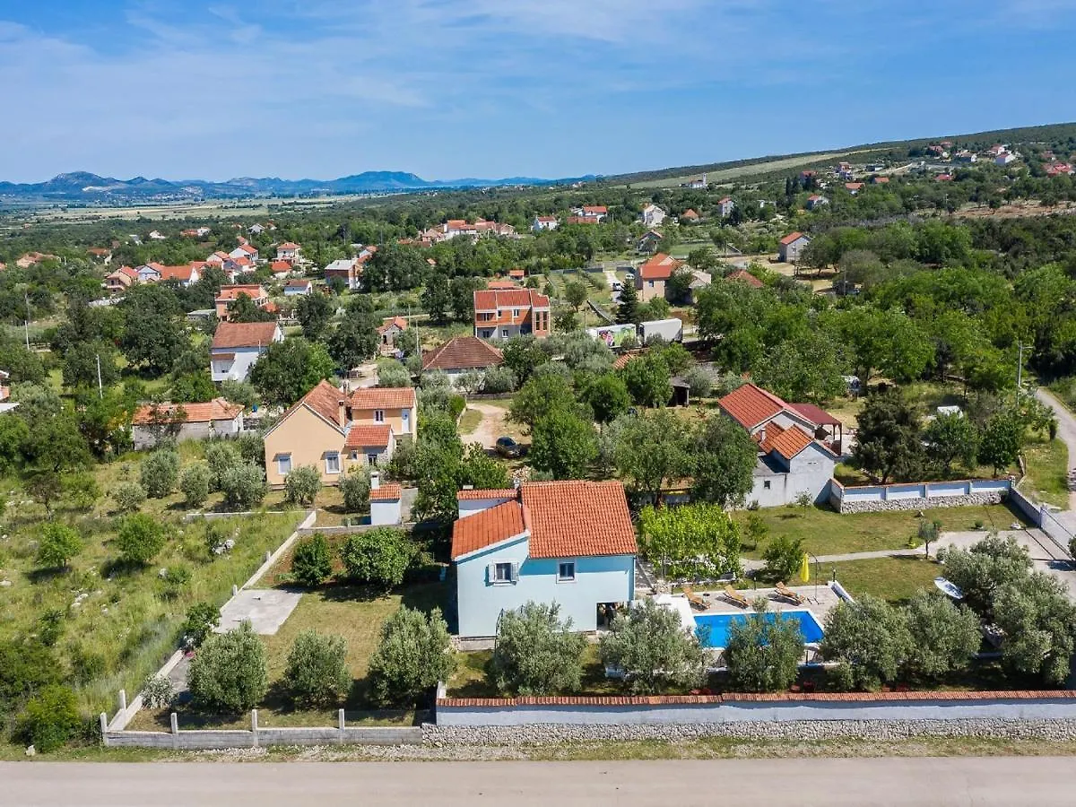 Holiday House Marina With Pool Sukošan 0*,